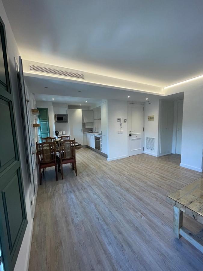 Modern Apartment In The Heart Of Old Town Gerona Buitenkant foto